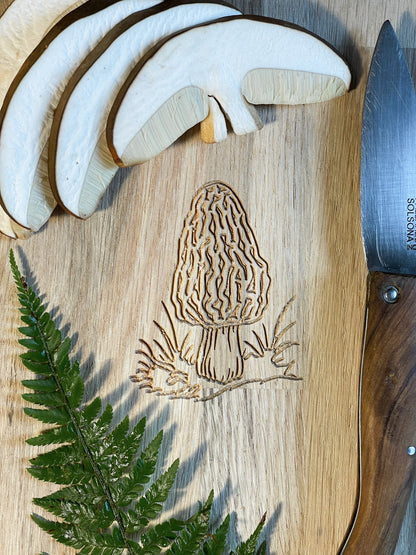 Planche à découper en chêne massif – Gravure Morilles (45x18 cm)